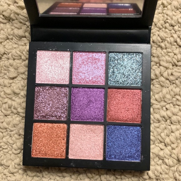 Huda gemstone obsessions palette - Picture 1 of 3